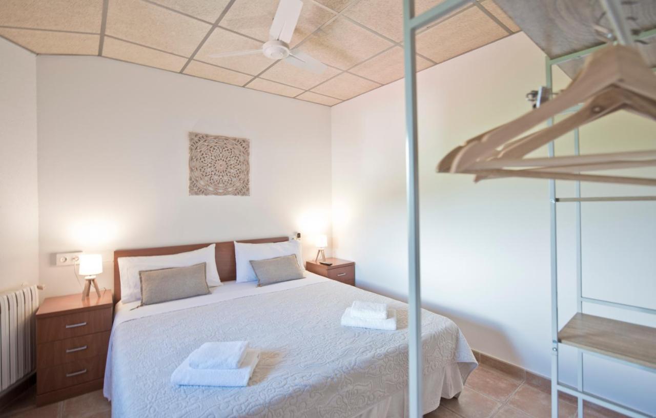 Hostal La Salut De Terrades ภายนอก รูปภาพ