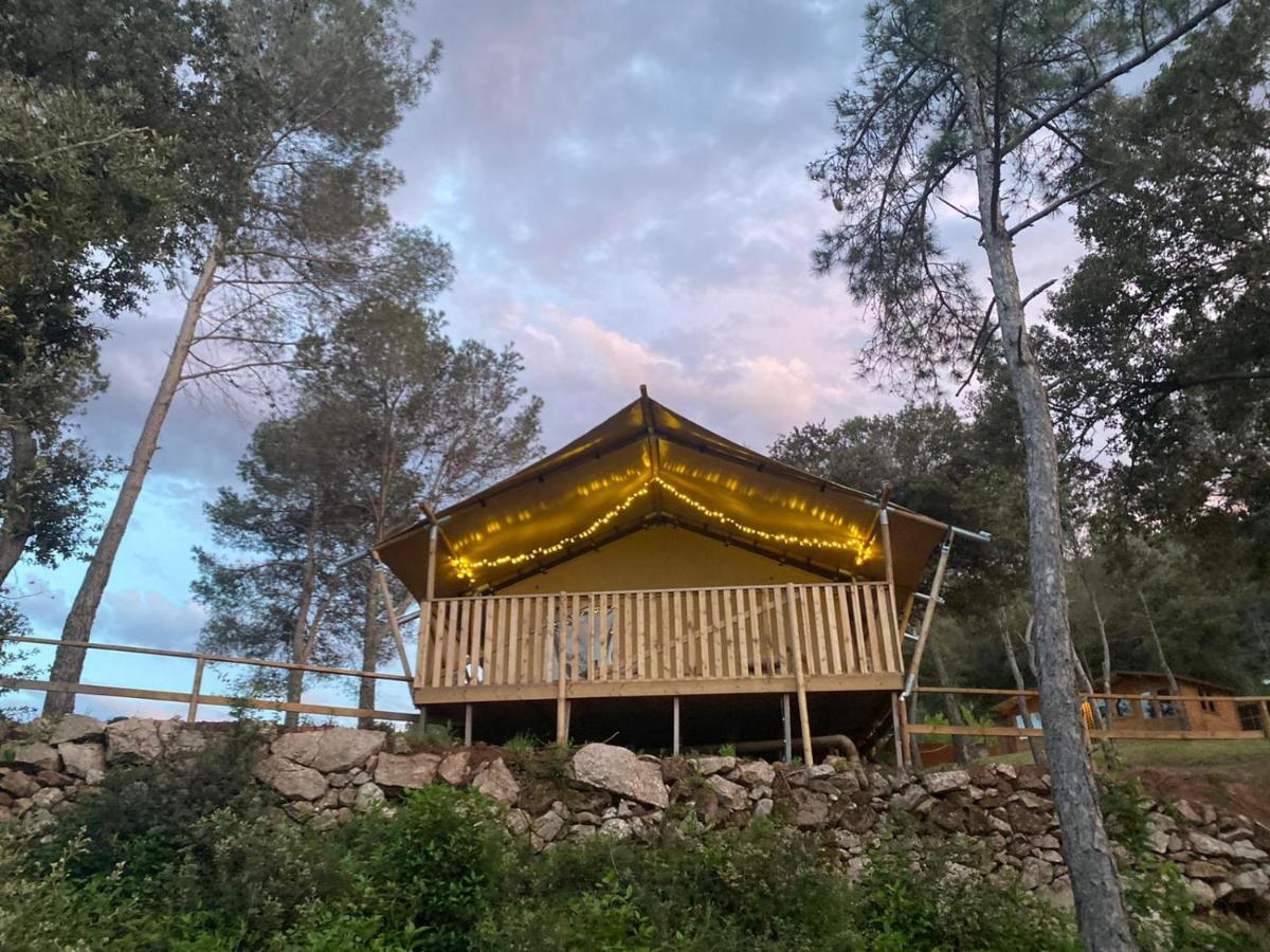 Hostal La Salut De Terrades ภายนอก รูปภาพ