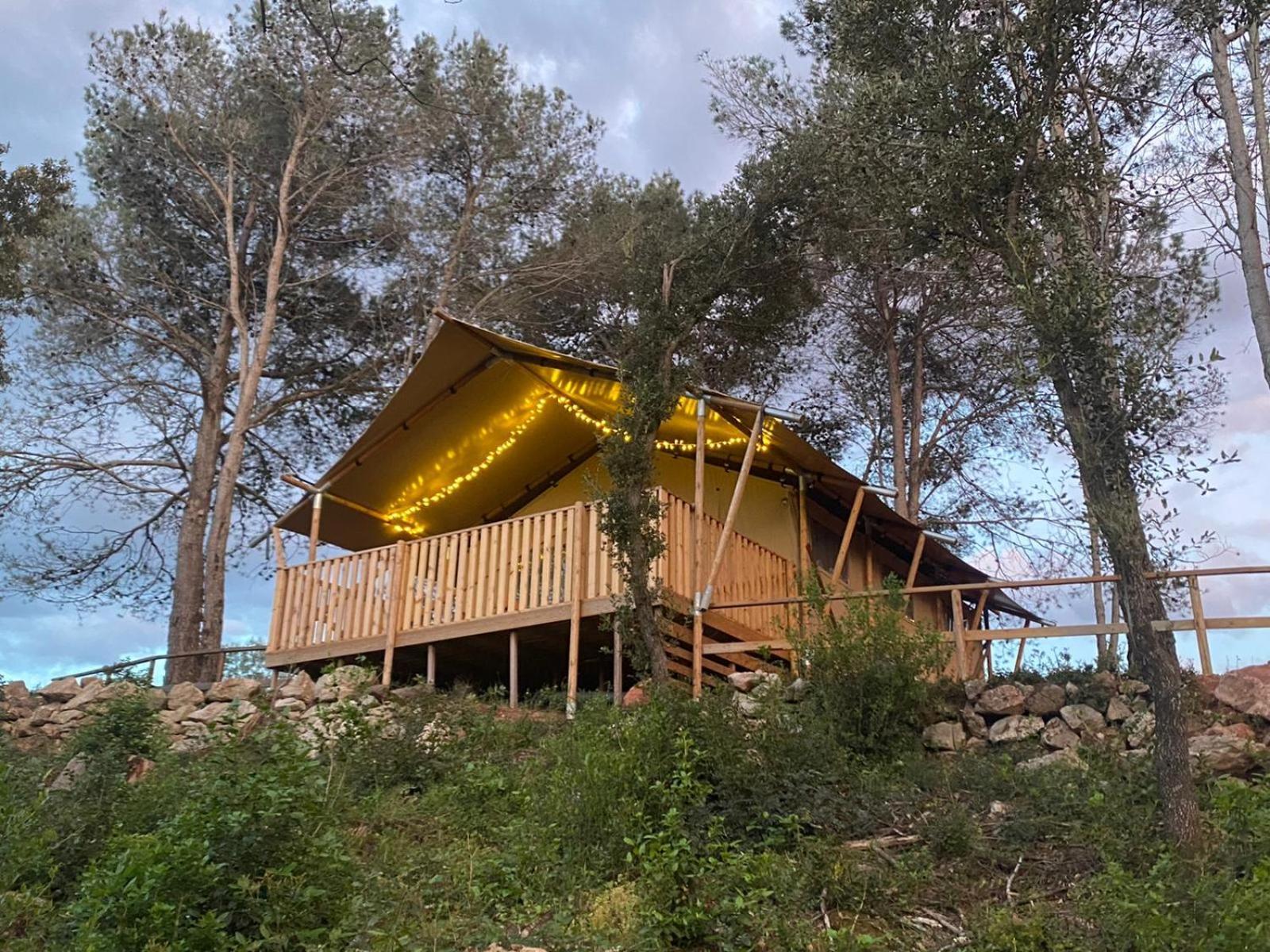 Hostal La Salut De Terrades ภายนอก รูปภาพ
