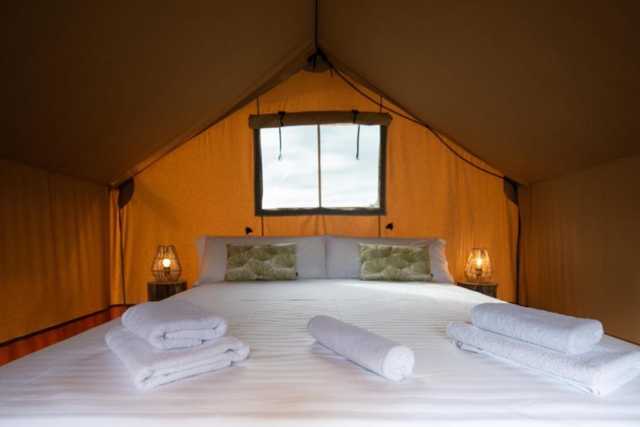 Hostal La Salut De Terrades ภายนอก รูปภาพ