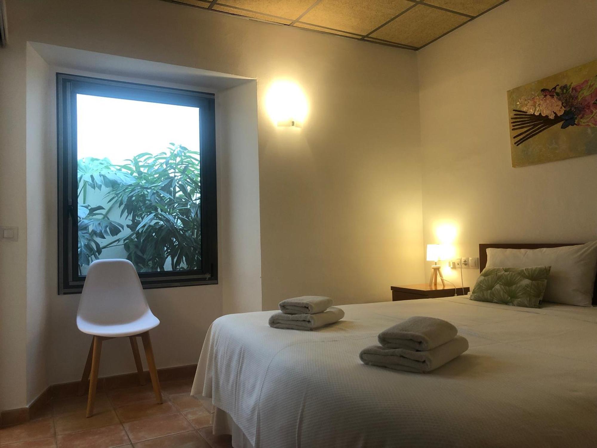 Hostal La Salut De Terrades ภายนอก รูปภาพ