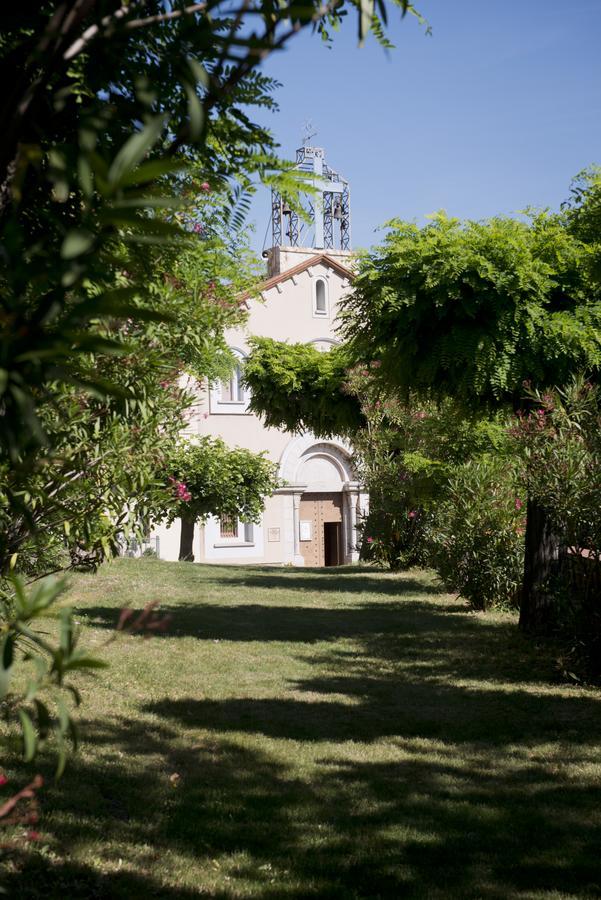Hostal La Salut De Terrades ภายนอก รูปภาพ
